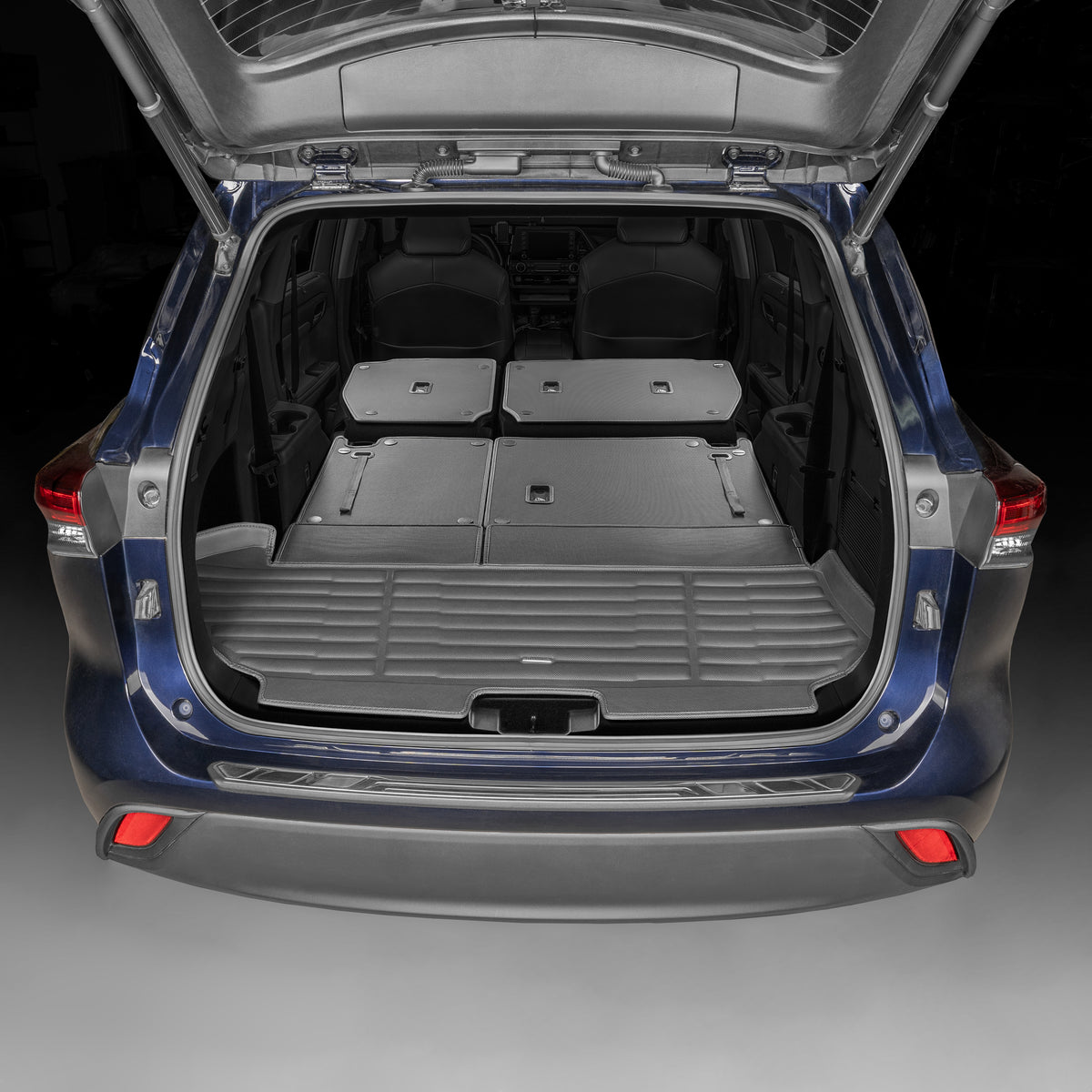 Toyota Highlander Hybrid 8-Seater