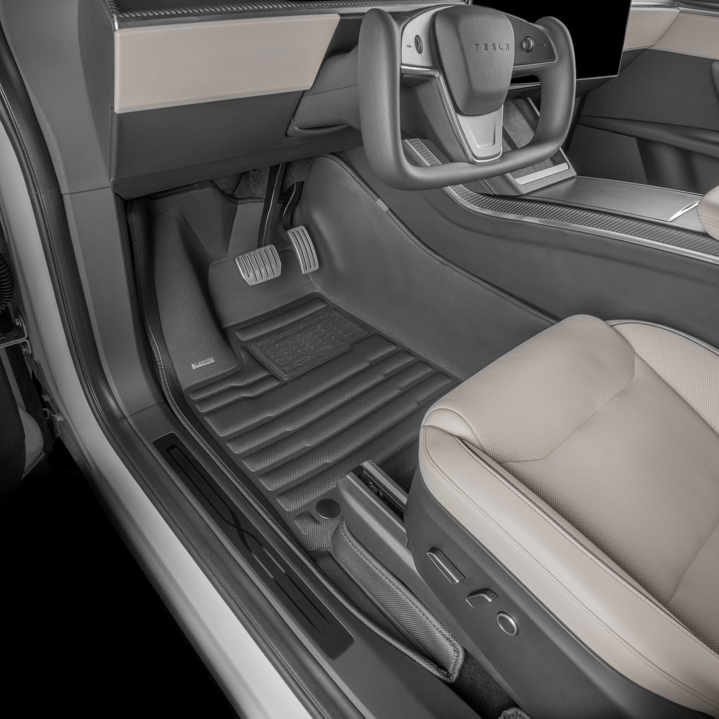 Tesla Model X 6 places