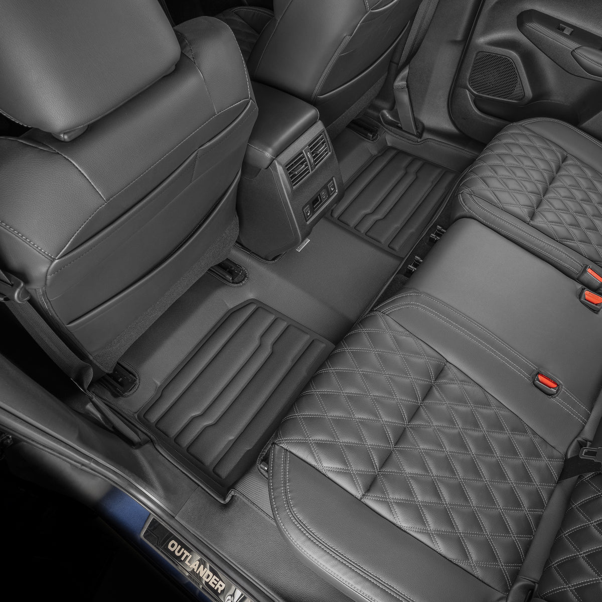 Dashmat Tapis Tableau De Bord Antidérapant Pour Mitsubishi Outlander 4 PHEV 2021-2024 - Protection Anti UV Et Anti Éblouissement (Noir LHD)