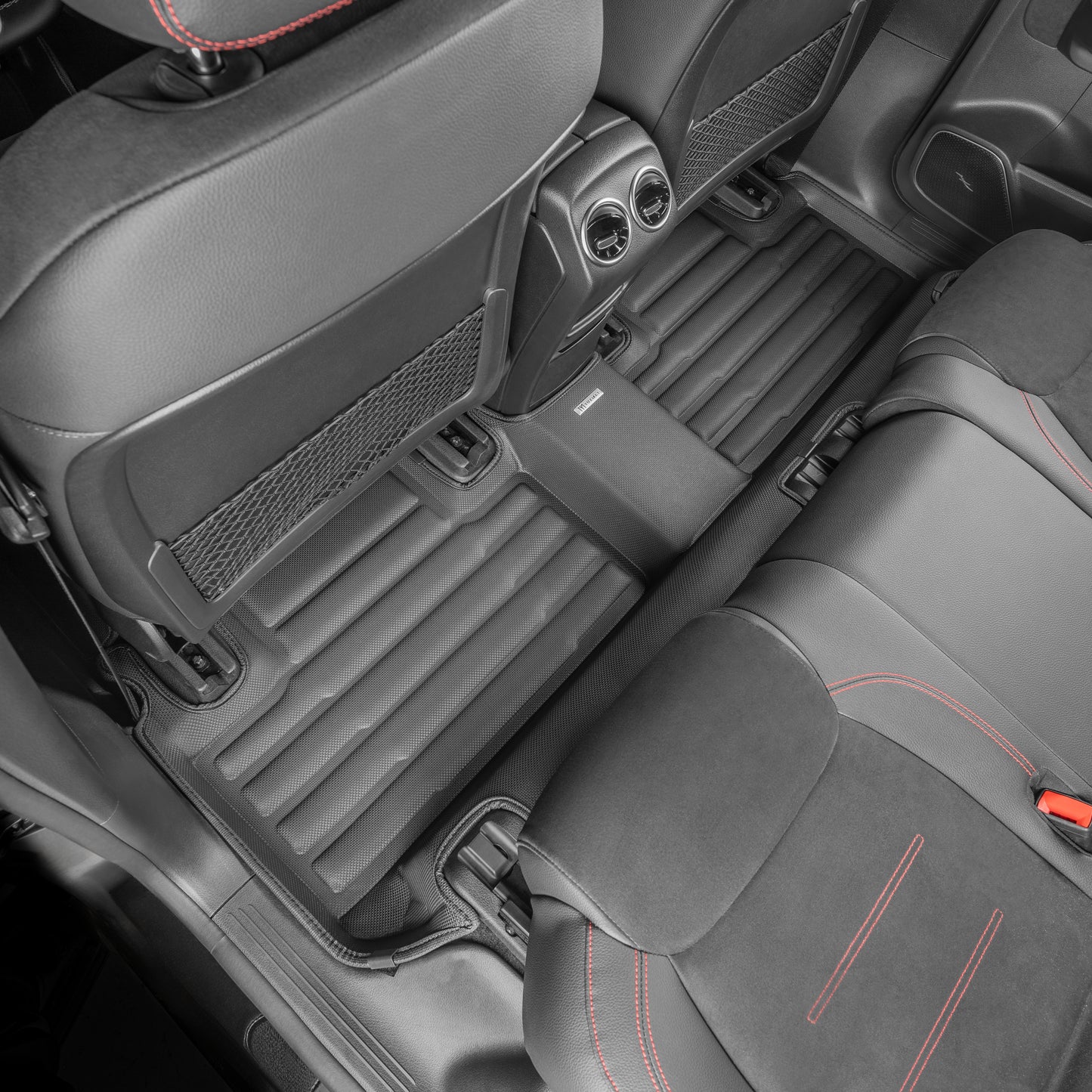 Mercedes-Benz EQB 7 places