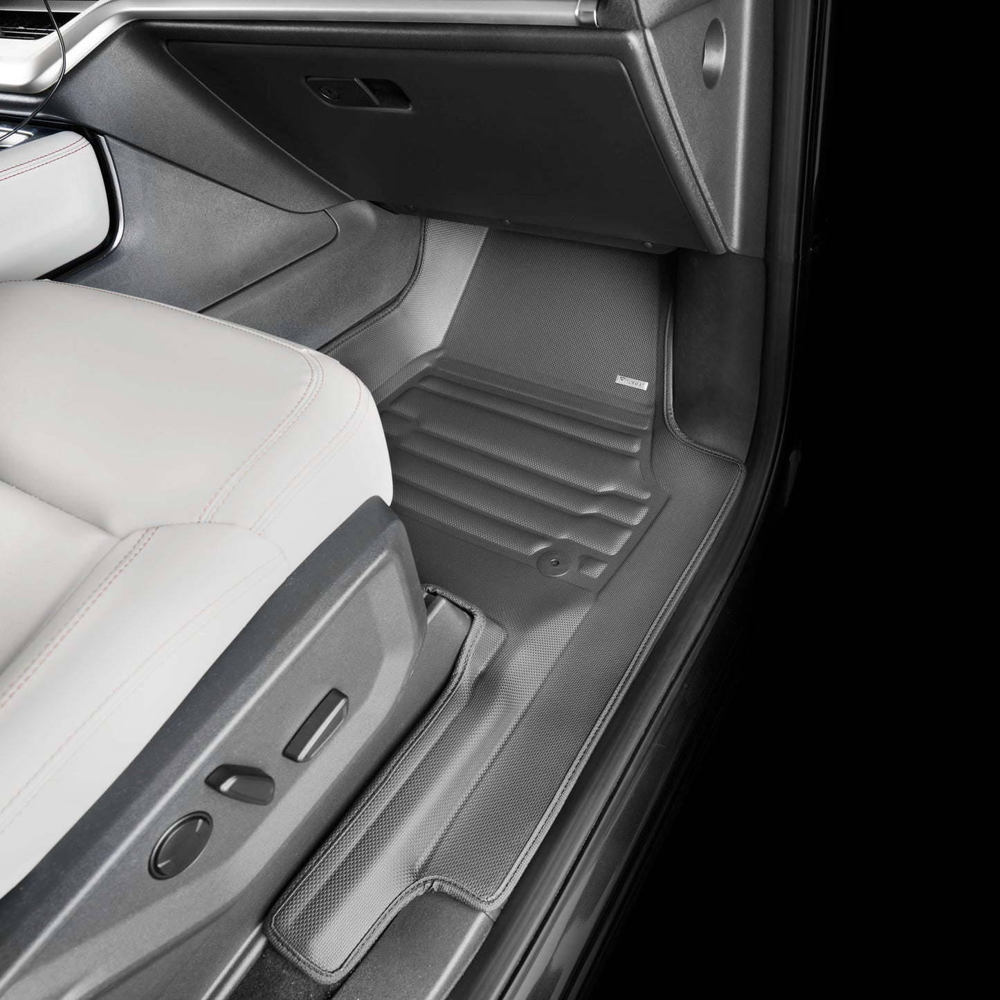Lincoln Navigator L 7-Seater Without Rear Console